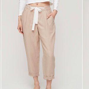 Aritzia Wilfred Allant Linen Pant